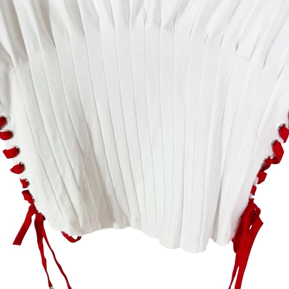 Akira Read My Thoughts Lace Up Detail T Shirt White size M NWT - Picture 7 of 12